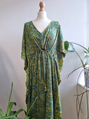 New Silk Blend Kaftan in Paisley Digital Print- Emerald Green - Image 3