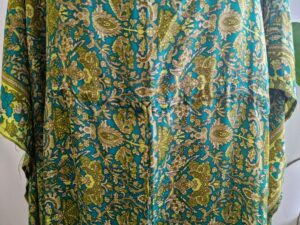 New Silk Blend Kaftan in Paisley Digital Print- Emerald Green - Image 9