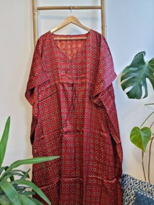 Mashru Silk Kaftan Ajrakh - Red Robe Mini Geometric Petal Star Motif - Image 4