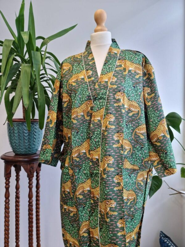 Pure Cotton Kimono in Emerald Green Leopard Jungle look