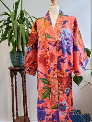 Pure Cotton Short Kimono in Bright Peach Purple Botanical Bloom - Image 3