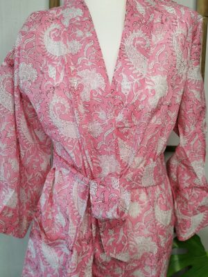 Pure Cotton Kimono in Pastel Pink Paisley Dream - Image 4