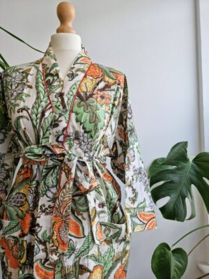 Pure Cotton Kimono in Bloom White Tropical Botanical Garden - Image 5