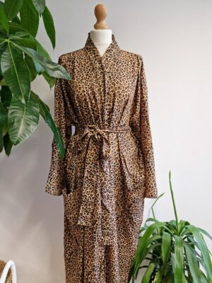 New Silk Sari Boho Kimono in Leopard Beige Black - Image 4