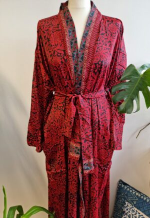 New Silk Sari Boho Kimono in Regal Red Green Paisley - Image 3