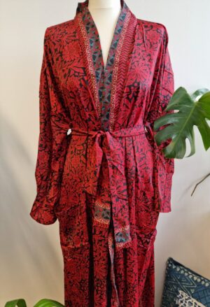New Silk Sari Boho Kimono in Regal Red Green Paisley - Image 4
