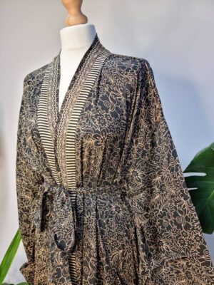 New Silk Sari Boho Kimono- Oriental Persian Black Rose Beige - Image 2