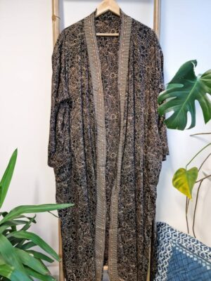 New Silk Sari Boho Kimono- Oriental Persian Black Rose Beige - Image 5
