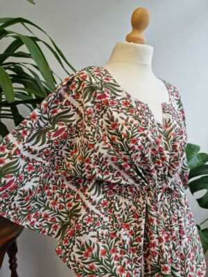 Pure Cotton Kaftan in White Green Pink - Image 8