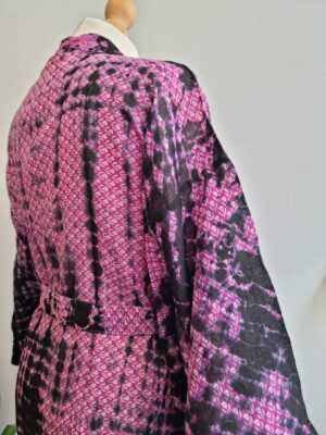 Recycled Vintage Cotton Kimono in Purple & Pink - Image 6