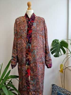 Luxury Velvet House Robe Unisex Kimono in Purple Exotic Bird - Image 9