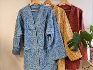 Applique Cotton Knee Length Reversible Kimono in Elegant Pastel Blue Sky - Image 2