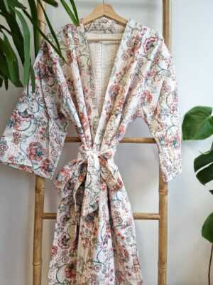 Kantha Cotton Long Reversible Kimono in White Red & Green Oriental - Image 8