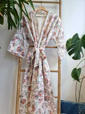 Kantha Cotton Long Reversible Kimono in White Red & Green Oriental - Image 9