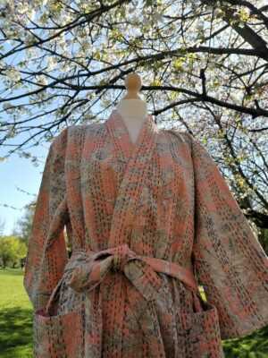 Kantha Cotton Long Reversible Kimono Jacket Unisex Robe Handmade Sustainable Eco-fashion Peach Beige Spring Gardenia - Image 4