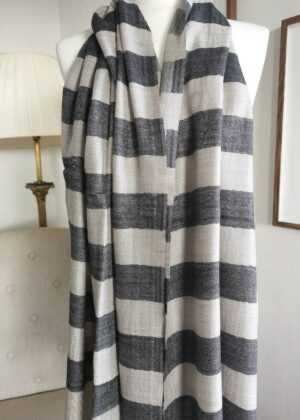 Fine Wool Pashmina Unisex Stripe Scarf in Black & Grey - Image 3