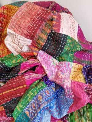 Kantha Silk Cotton Reversible Throw in Indian multicolor floral Ikat - Image 3