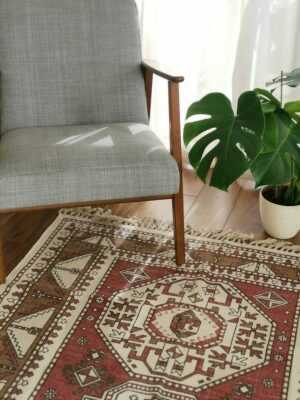 6ft x 4ft Vintage Style Cotton in Red Boho Geometric Carpet - Image 3