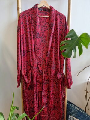 Men's Silk Boho Kimonos In Royal Red and Black - Image 2
