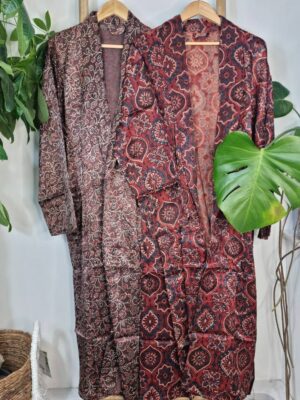 Mughal style Silk Mashru Ajrakh kimono in geometric print - Image 3