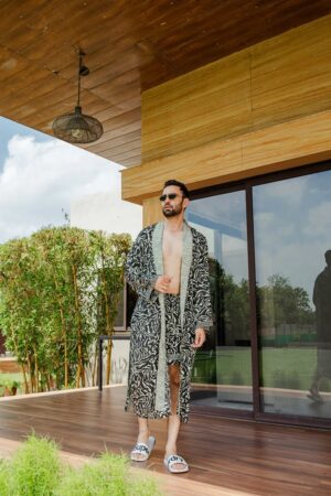Artistic print Men's Silk Boho Kimonos - Image 3