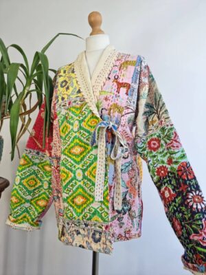 Kantha Reversible Short jacket in splash framework - Image 4