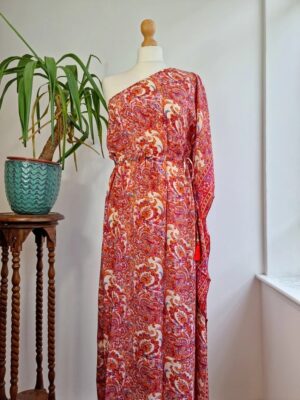 New Silk One Shoulder Raspberry Cream Kaftan - Image 2