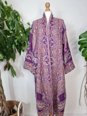 Merino wool unisex robe with a touch of purple and white - Image 4