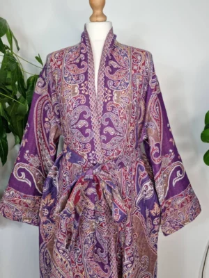 Merino wool unisex robe with a touch of purple and white - Image 5