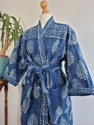 Kantha Cotton Reversible Kimono Jacket in Indigo Blue White Fern Leaf - Image 5