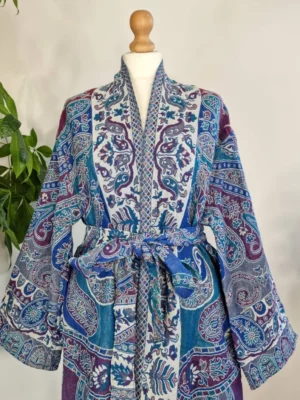Blue merino wool unisex kimono with touch of elegance - Image 4
