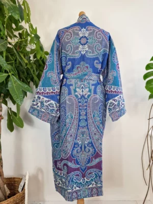 Blue merino wool unisex kimono with touch of elegance - Image 5