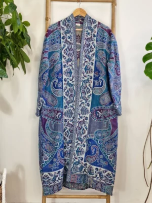 Blue merino wool unisex kimono with touch of elegance - Image 8