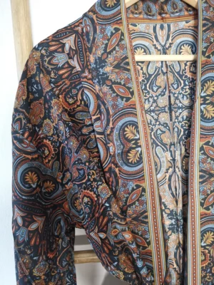 Men's Silk Boho Kimonos Man House Beach Artist Robe- Digital Midnight Wanderer - Image 6