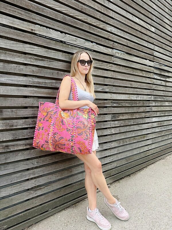 Quilted Velvet Cotton Reversible Oversize Tote Bag Beach Weekender Eco friendly Sustainable Sturdy Grocery Shop Boho Summer Hotpink Floral