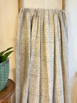 Kantha Stitch Pure Cotton Reversible Bed/Sofa Throw King Size | Handmade Floral Dohar | Japanese Oriental Wave Fan Grey White - Image 2