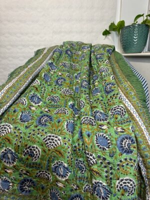 Quilted Pure Cotton Reversible Bed Throw King Size Summer Indian Quilt | Handmade HandPrint Country | Mughal Fresh Green Blue White Gardenia